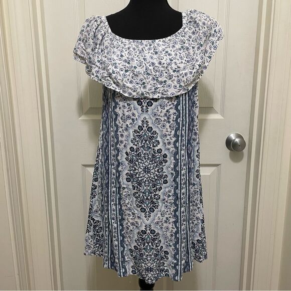 Wallflower Dresses & Skirts - Wallflower Boho Floral Print Dress‎ White & Blue Women's Size Medium Cottage
